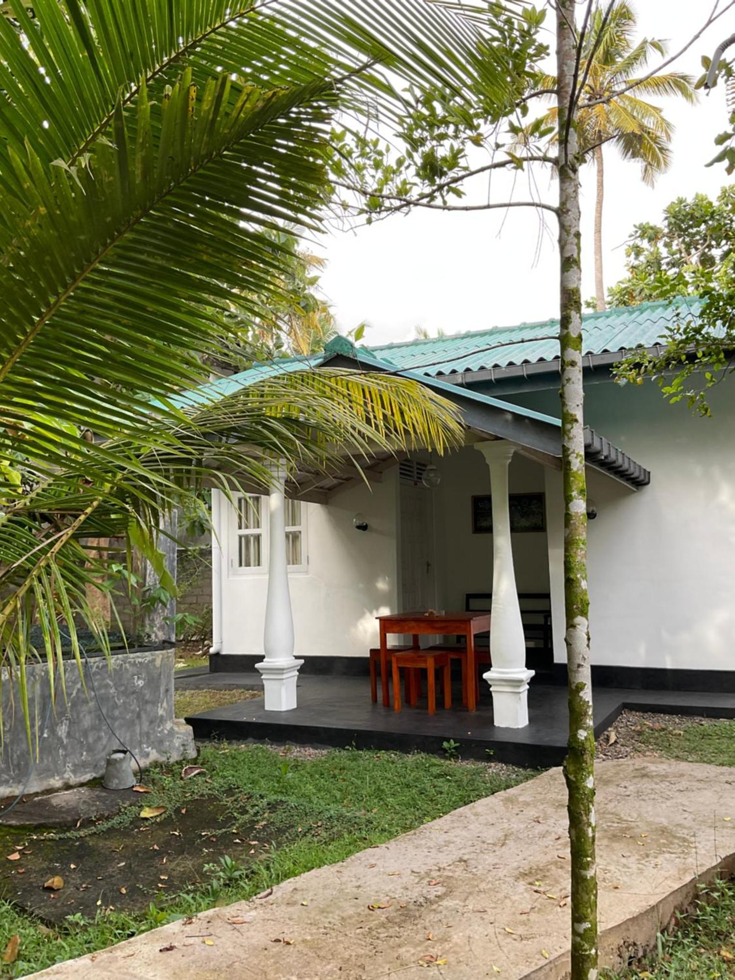 Bird Villa Galle Buitenkant foto